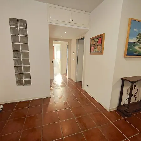 Colleoni Apartment *