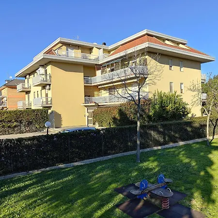Colleoni Apartment *
